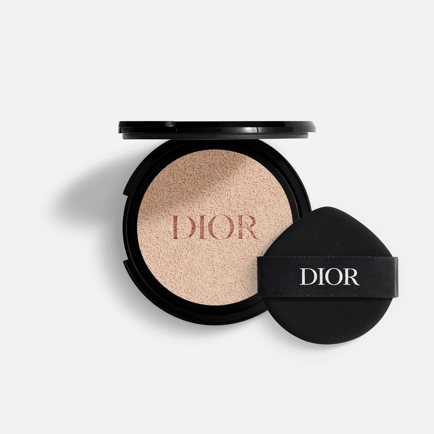 Dior 氣墊粉底
