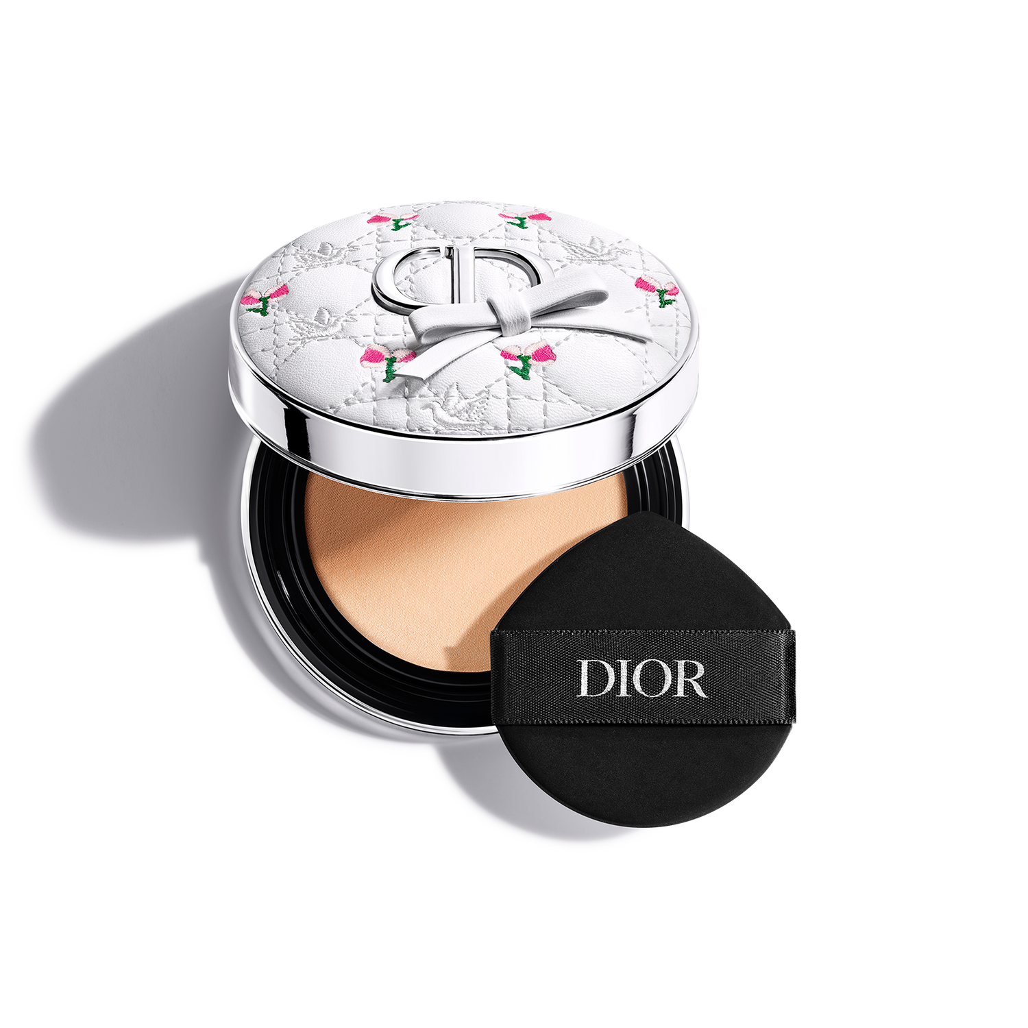 Dior 氣墊粉底