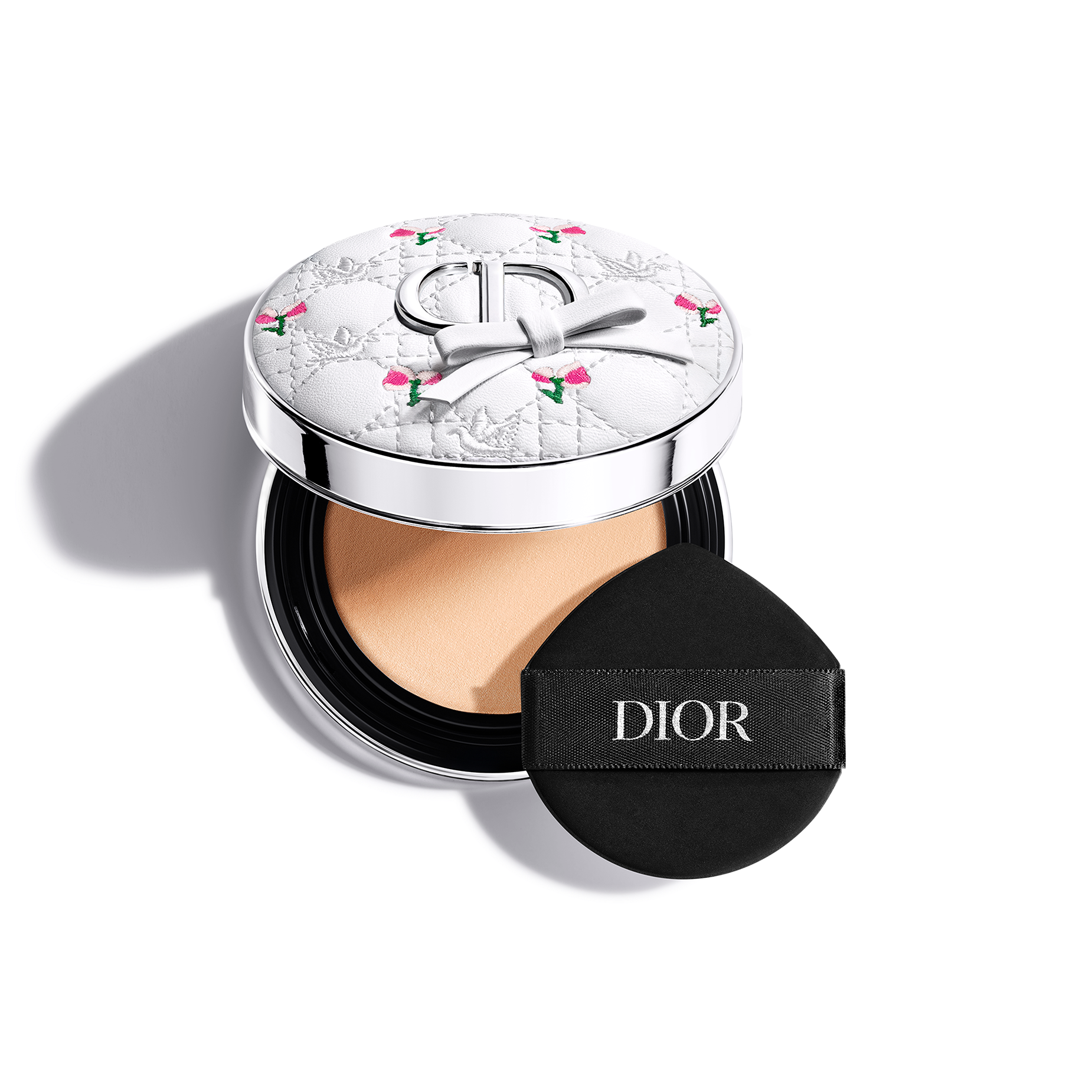 Dior 氣墊粉底